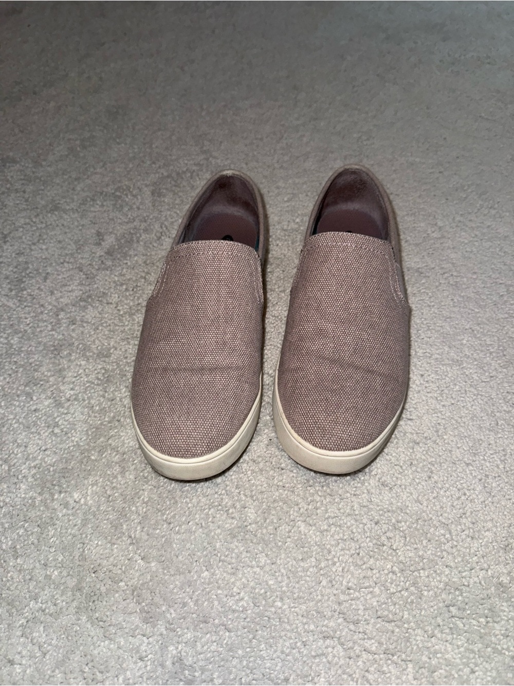 Women’s Slip-On Canvas Shoes in Taupe